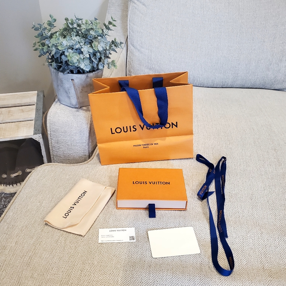 Brand new Louis Vuitton small gift set box